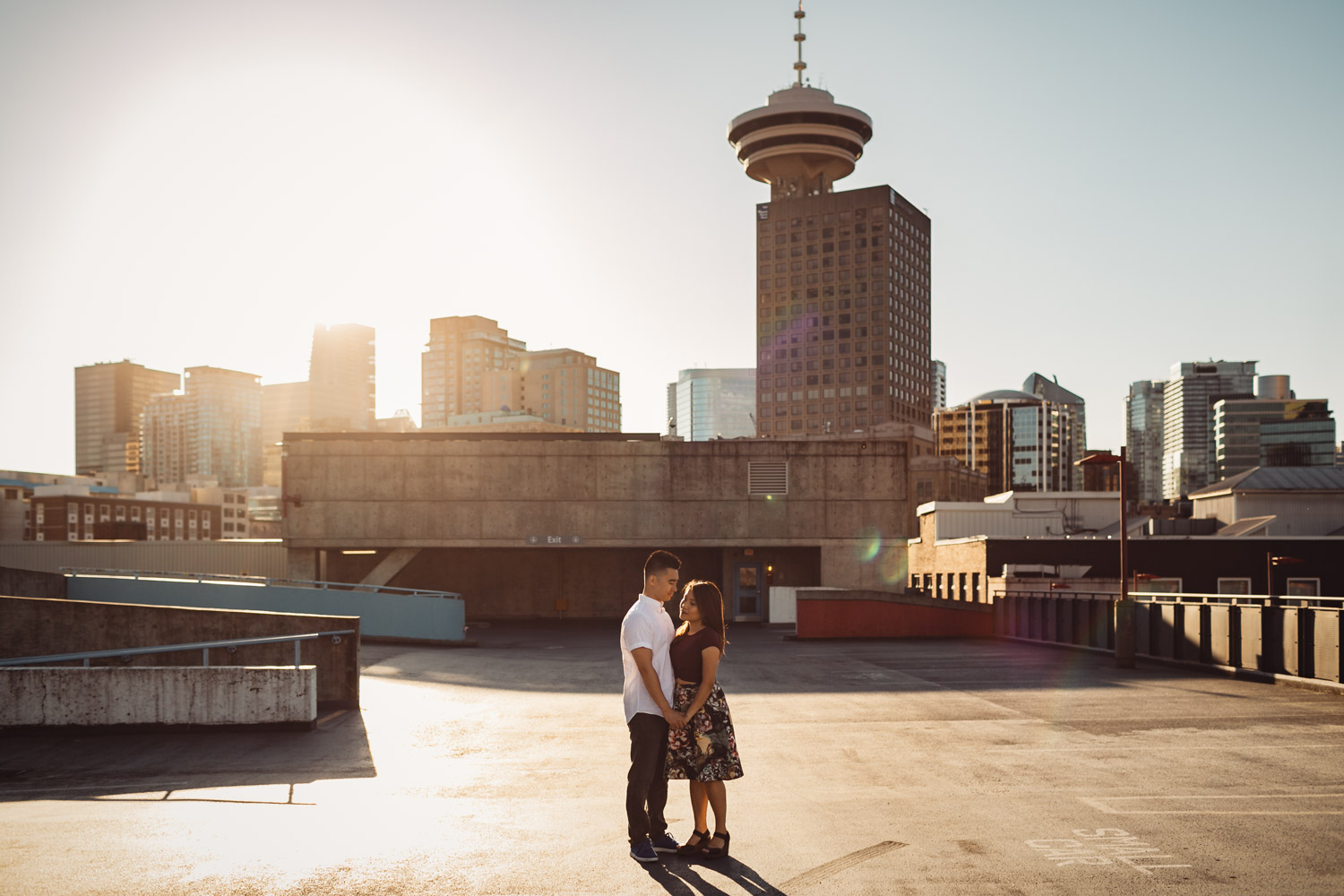 gastown rooftop sunset engagement photography portraits in vancouver bc