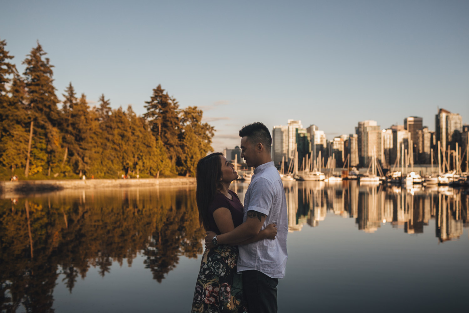 stanley park vancouver engagement photography