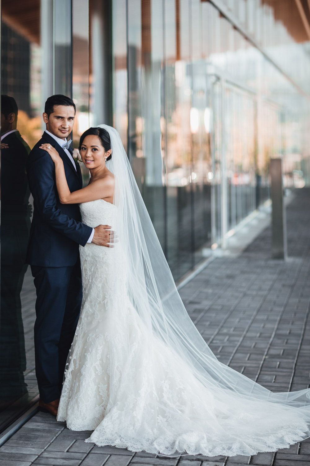 bride and groom potraits at the vancouver convention centre in coal harbour