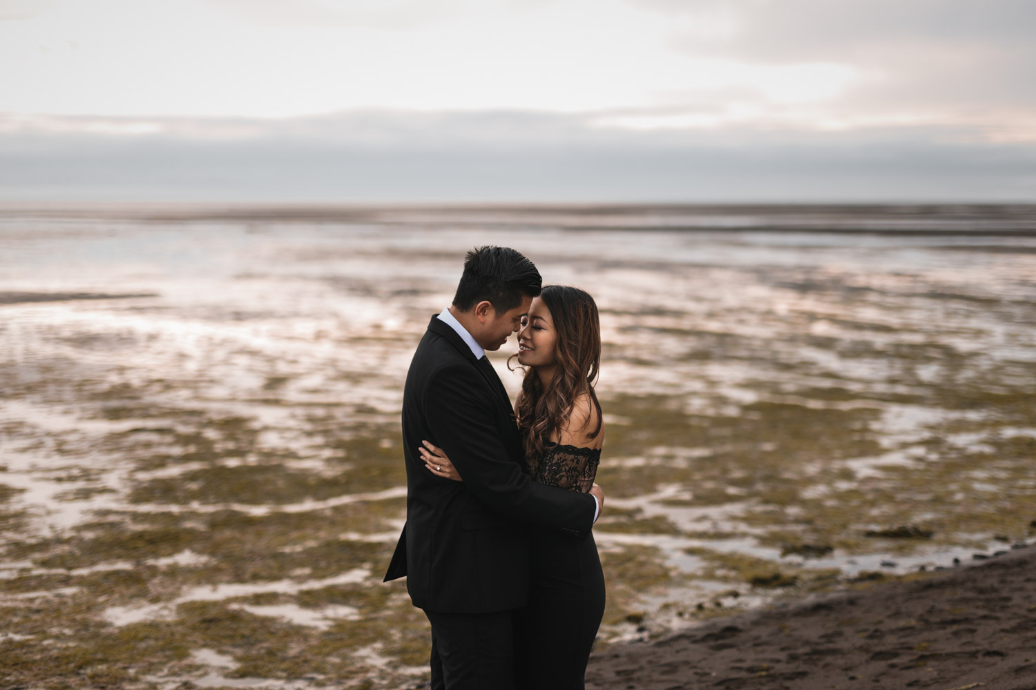 iona beach low tide engagement photography sunset vsco natural candid richmond bc